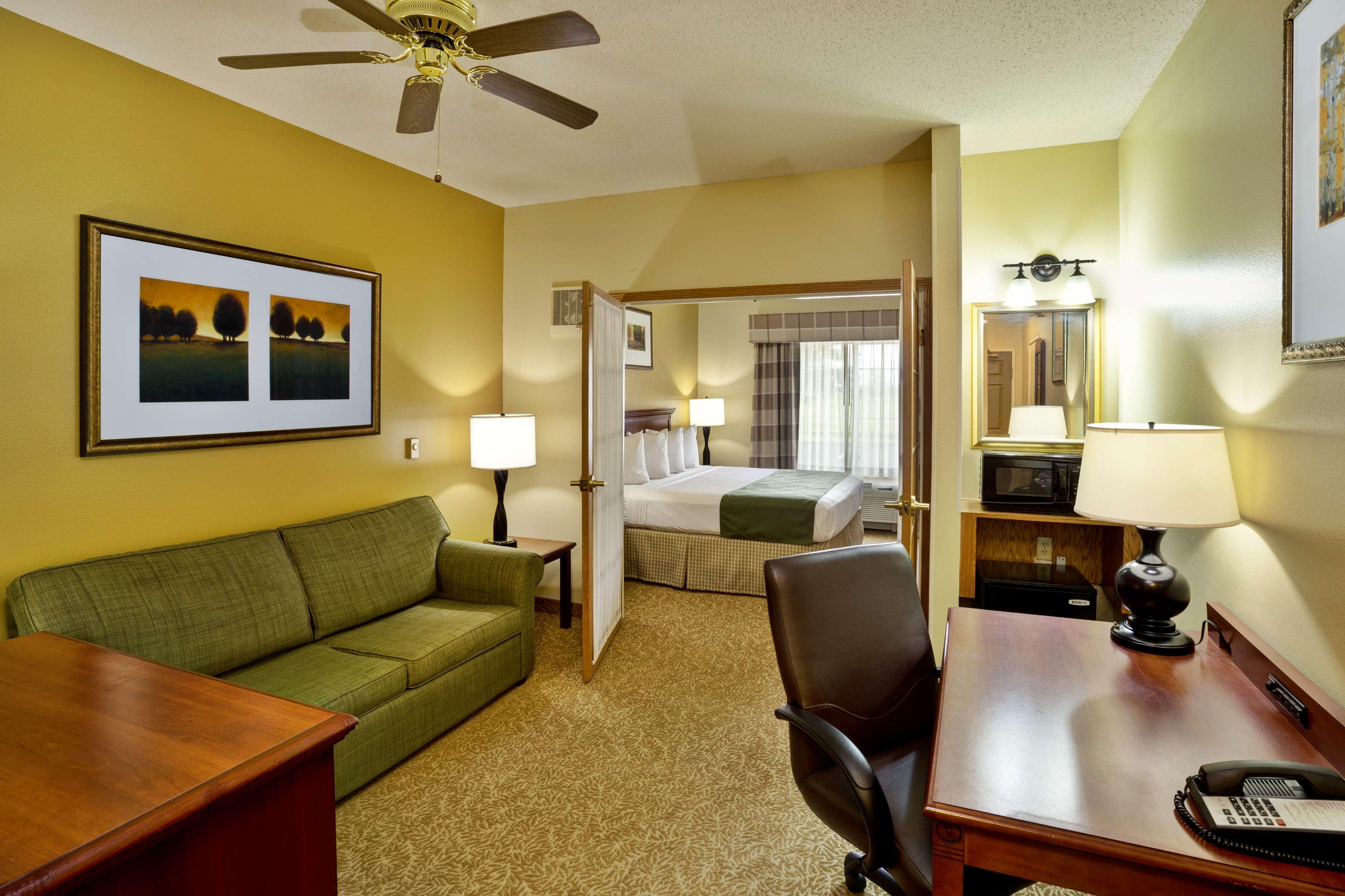 Country Inn & Suites By Radisson, Marion, Oh Exteriér fotografie