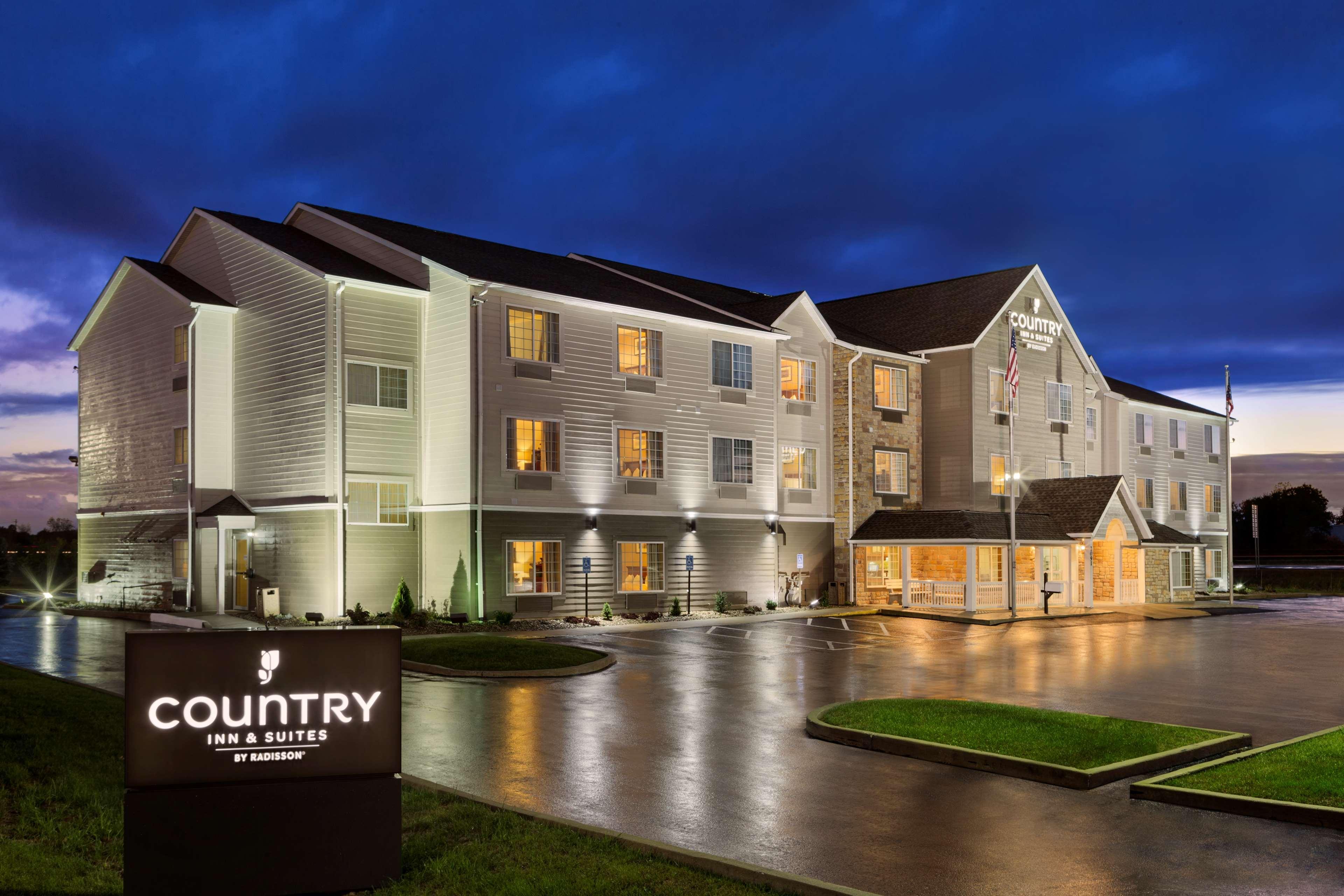 Country Inn & Suites By Radisson, Marion, Oh Exteriér fotografie