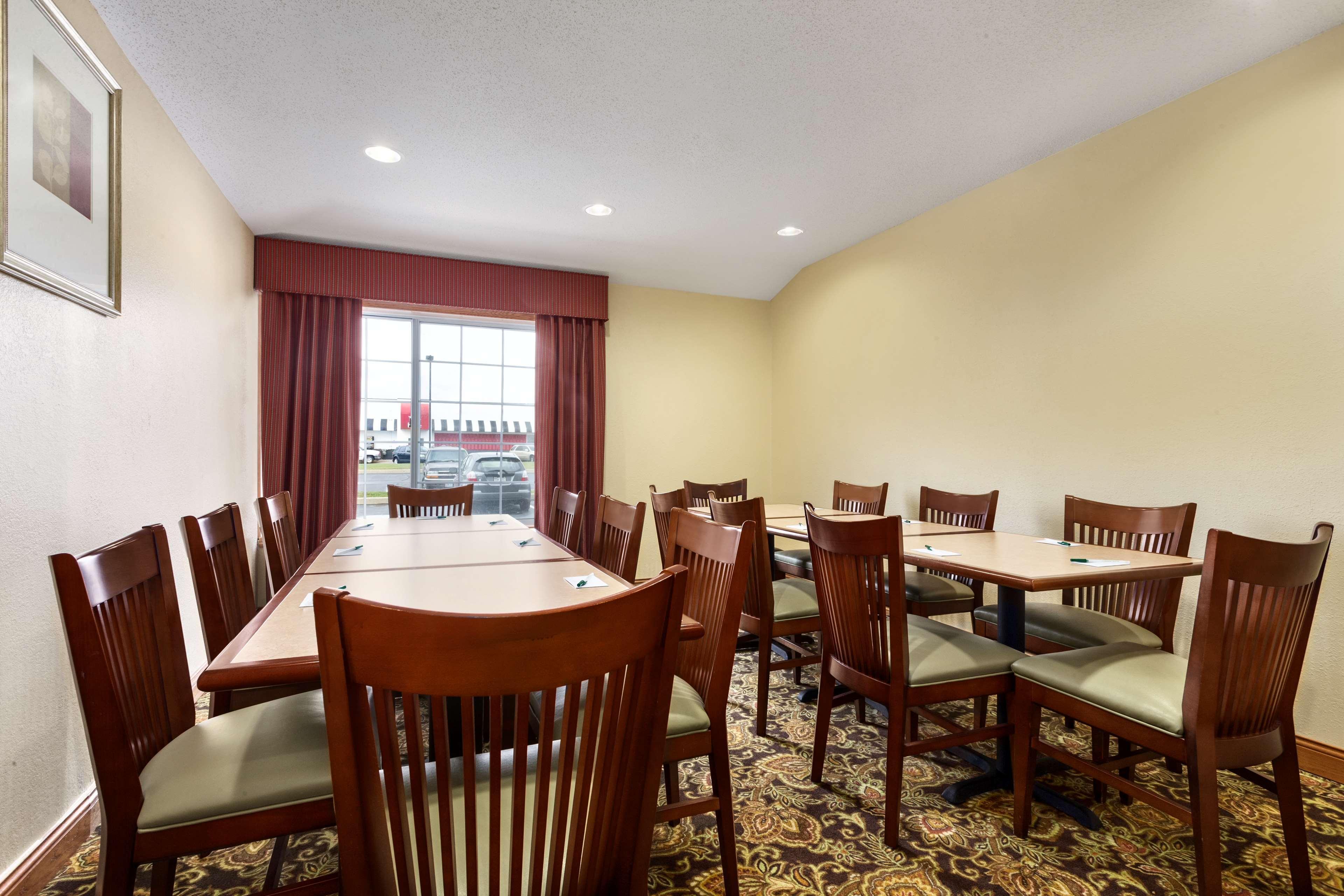 Country Inn & Suites By Radisson, Marion, Oh Exteriér fotografie